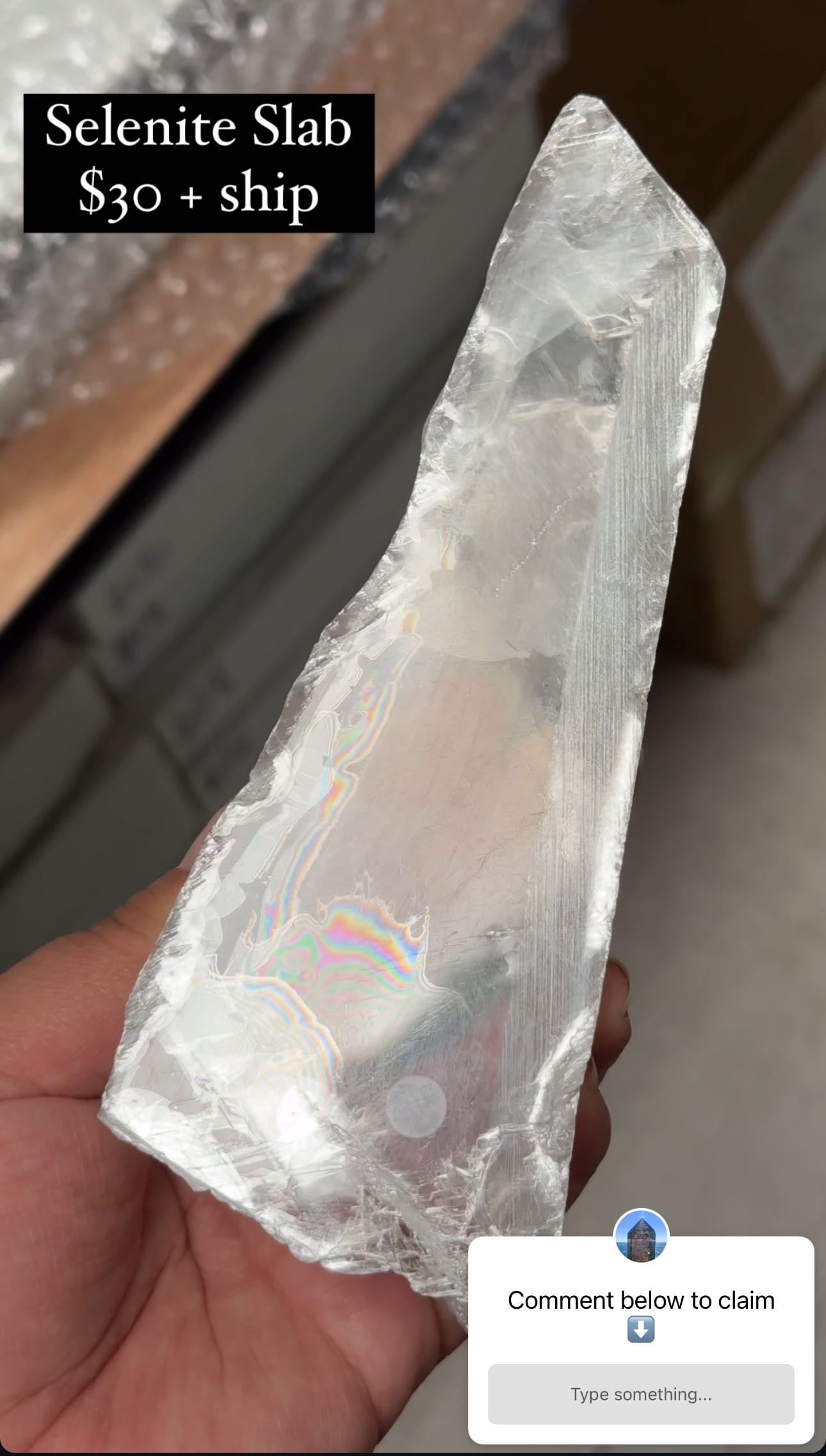 
                  
                    RESERVED LISTING - viv
                  
                