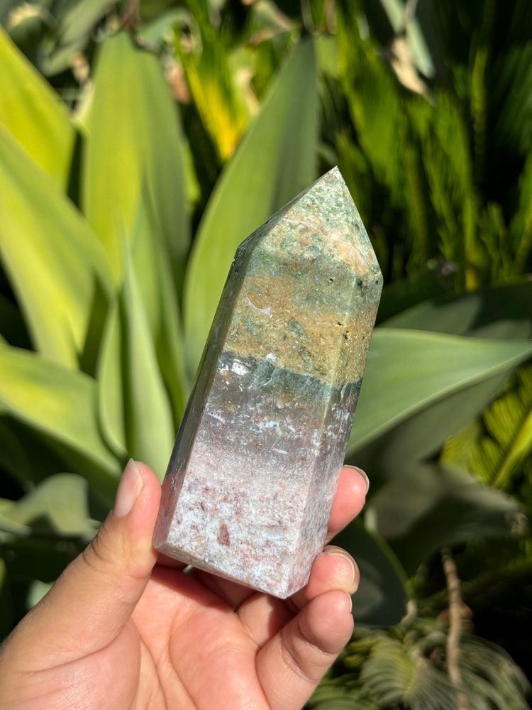 
                  
                    RESERVED LISTING - Viv
                  
                