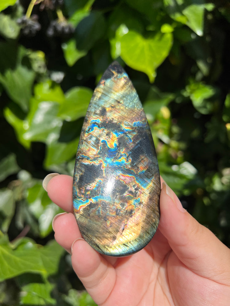 
                  
                    XL Labradorite Cab
                  
                